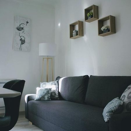 Charmant Appartement Au Coeur Des Gres D Annot Luaran gambar