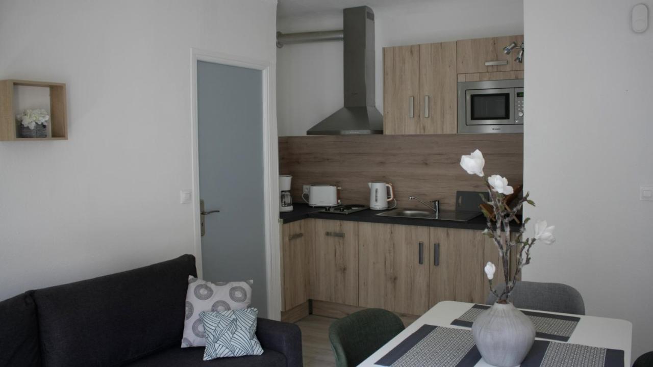 Charmant Appartement Au Coeur Des Gres D Annot Luaran gambar